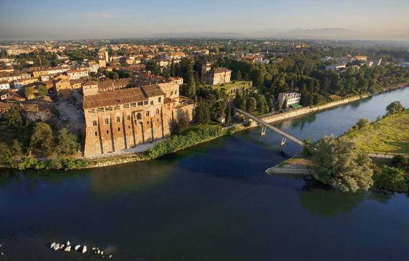 Castello Visconteo Hotel Cassano D'adda Luaran gambar